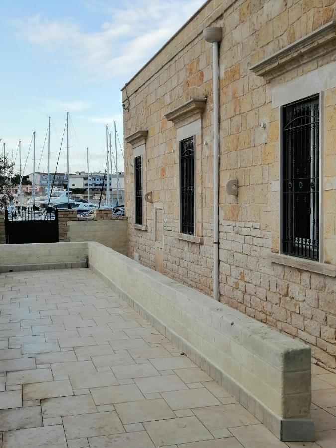 Villa Tre Metri Sopra Il Mare à Bisceglie Extérieur photo