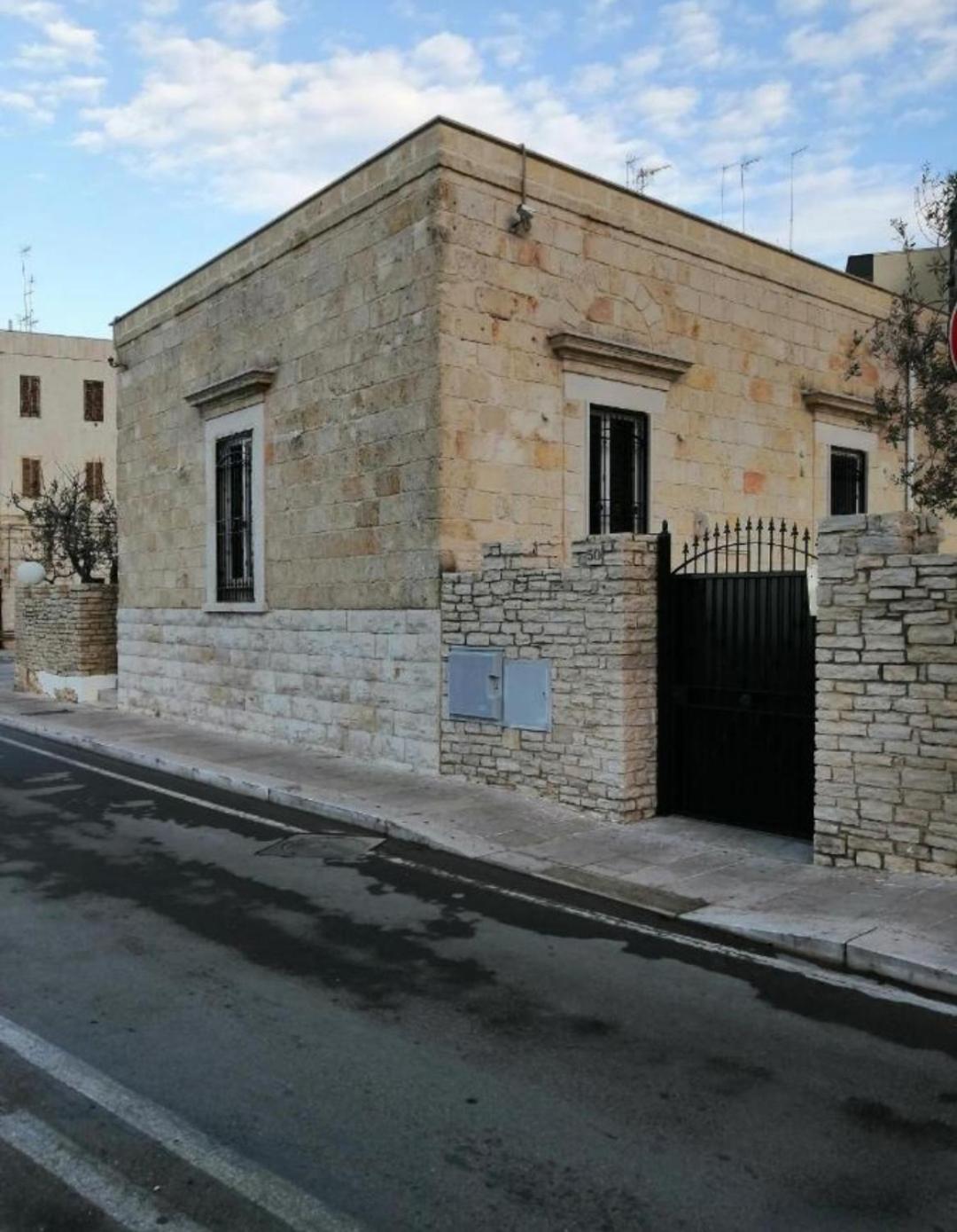 Villa Tre Metri Sopra Il Mare à Bisceglie Extérieur photo